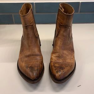 Frye Billie Zip on western bootie